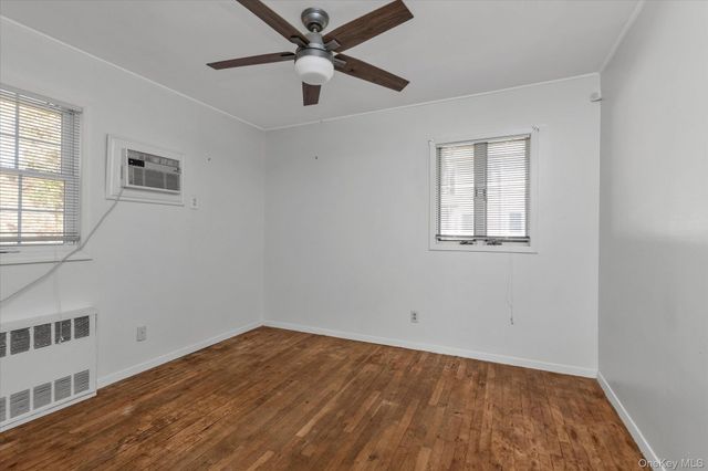 10 Sycamore Road, Glen Cove, NY 11542