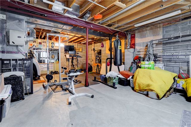 55 Cassandra Circle, Chili, NY 14428