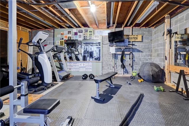 55 Cassandra Circle, Chili, NY 14428