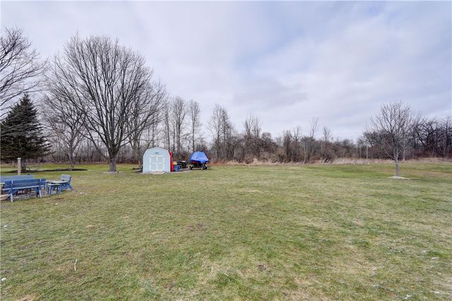 55 Cassandra Circle, Chili, NY 14428