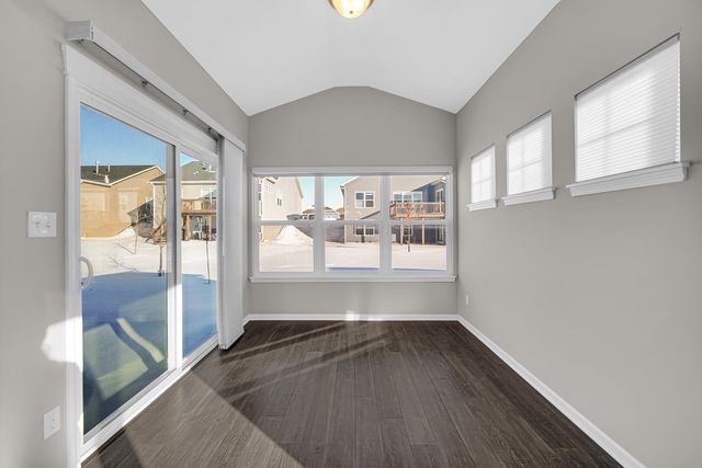 2406 Caspian Lane, Valparaiso, IN 46385