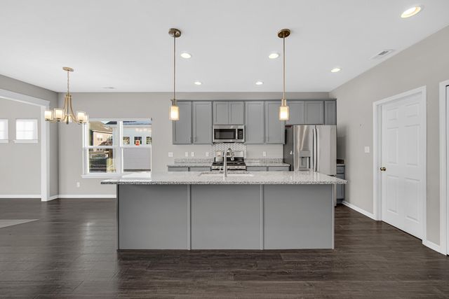 2406 Caspian Lane, Valparaiso, IN 46385