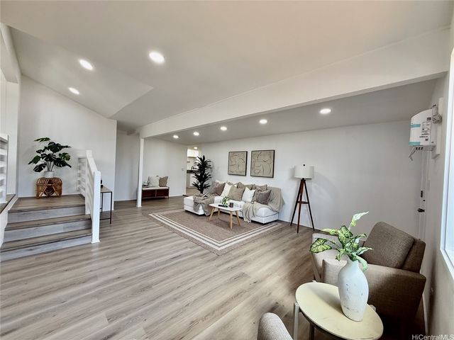 94-341 Honowai Street, Waipahu, HI 96797