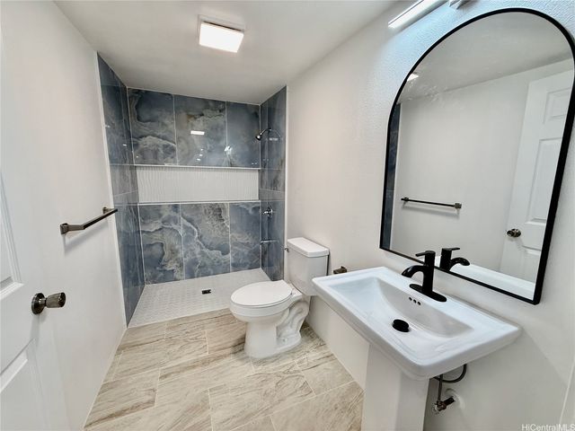 94-341 Honowai Street, Waipahu, HI 96797