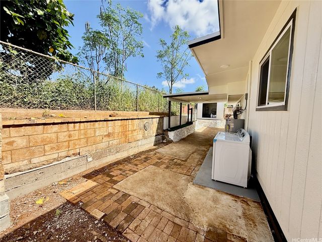 94-341 Honowai Street, Waipahu, HI 96797