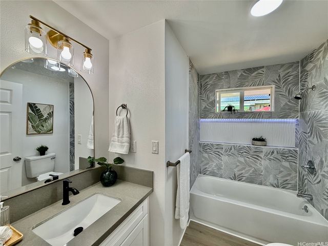 94-341 Honowai Street, Waipahu, HI 96797