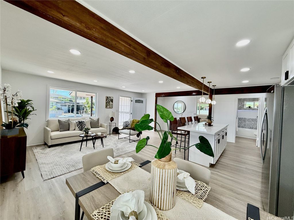 94-341 Honowai Street, Waipahu, HI 96797