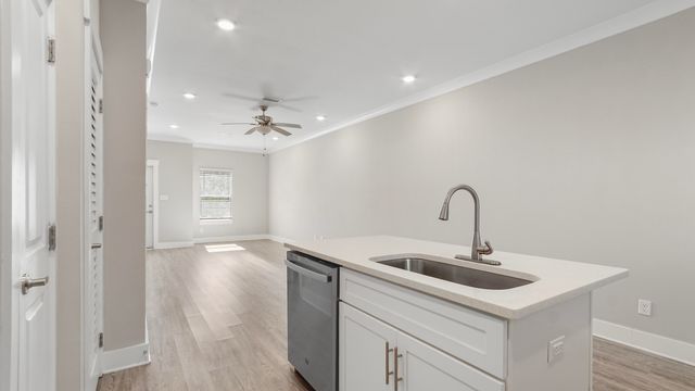 220 Date Palm Lane 220, Freeport, FL 32439