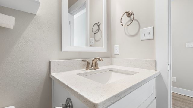 220 Date Palm Lane 220, Freeport, FL 32439