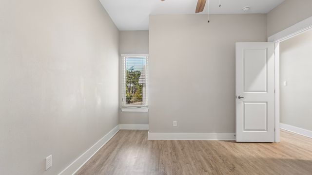 220 Date Palm Lane 220, Freeport, FL 32439