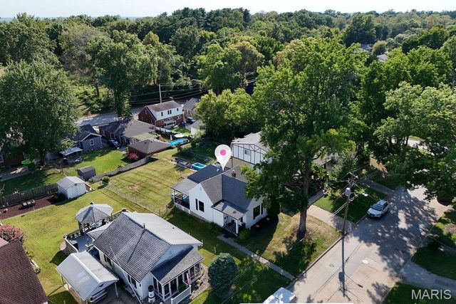 834 Douglas Street, Alton, IL 62002