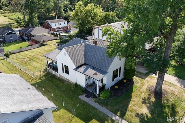 834 Douglas Street, Alton, IL 62002