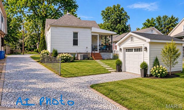 834 Douglas Street, Alton, IL 62002
