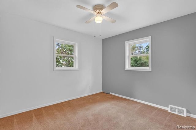403 Pond Street, Pinckney, MI 48169