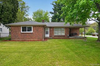 403 Pond Street, Pinckney, MI 48169