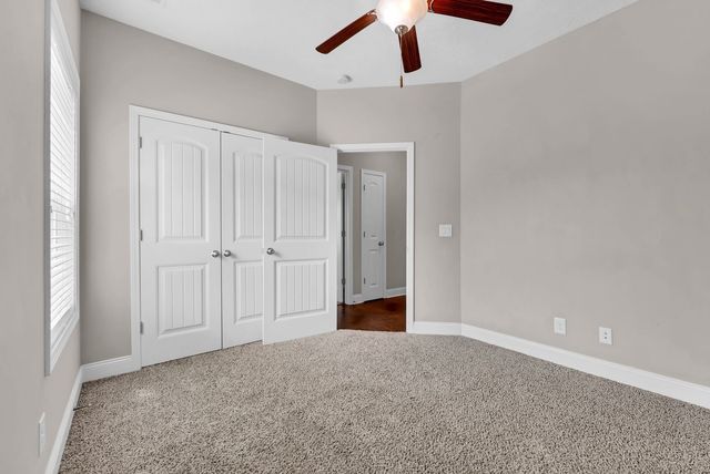 987 Promenade Dr, Adams, TN 37010