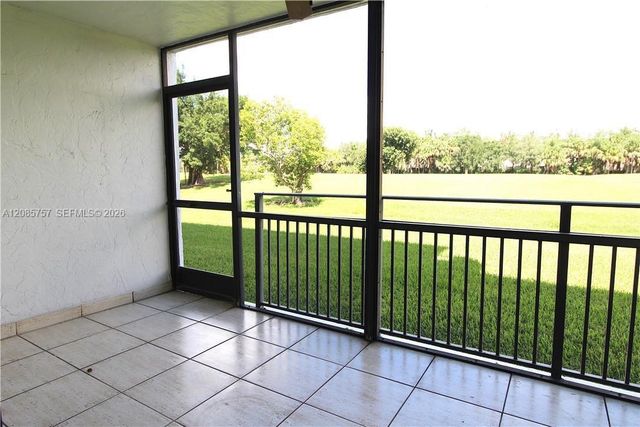 16051 Blatt Boulevard 112, Weston, FL 33326