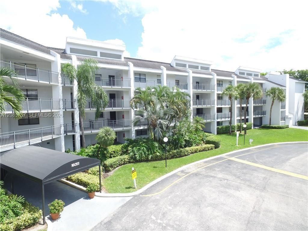 16051 Blatt Boulevard 112, Weston, FL 33326