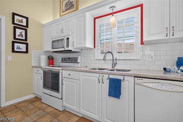 9311 Water Lily CT 802, Fort Myers, FL 33919