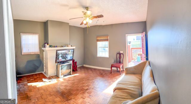 618 S Broad St, Rome, GA 30161