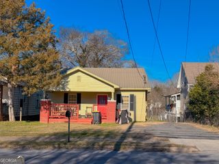 618 S Broad St, Rome, GA 30161