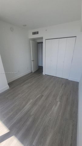 1010 SW 2nd Ave 1901, Miami, FL 33130