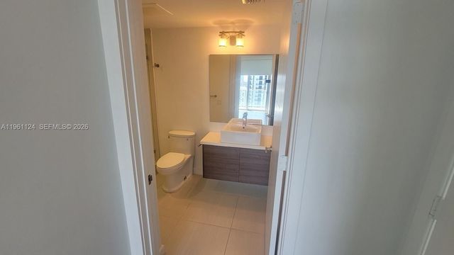 1010 SW 2nd Ave 1901, Miami, FL 33130