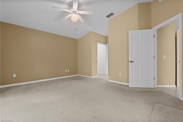 8055 Tiger CV 608, Naples, FL 34113