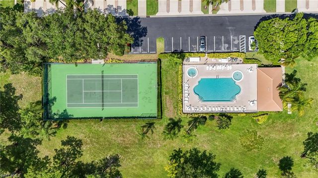 8055 Tiger CV 608, Naples, FL 34113