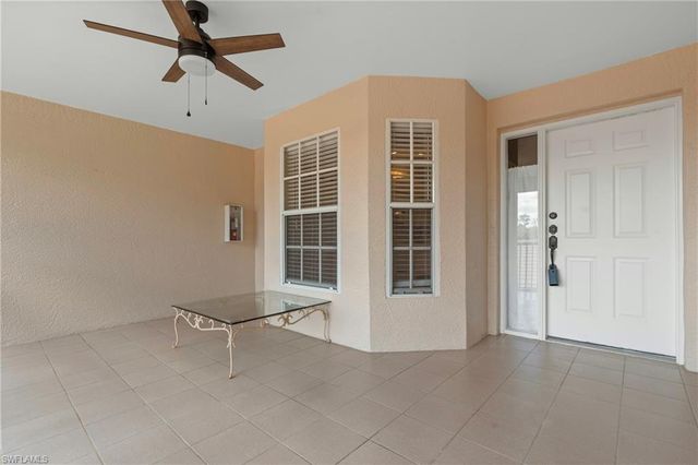 8055 Tiger CV 608, Naples, FL 34113