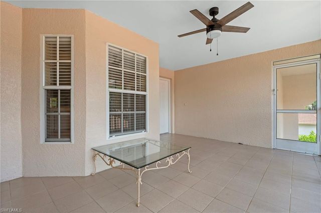 8055 Tiger CV 608, Naples, FL 34113