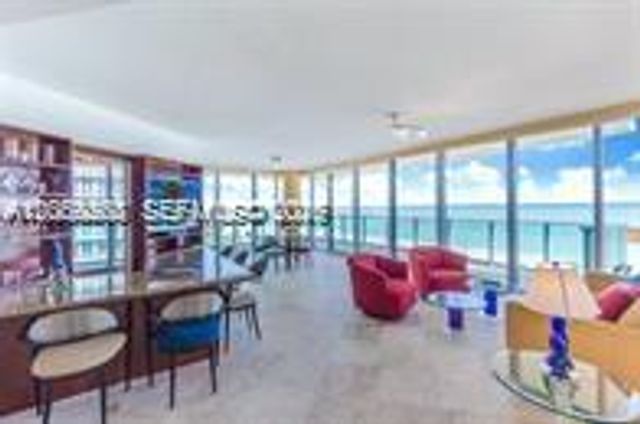 1455 Ocean Dr 1009, Miami Beach, FL 33139