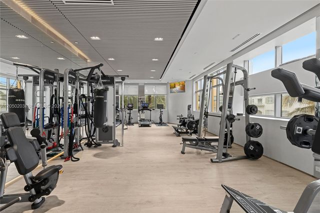 1455 Ocean Dr 1009, Miami Beach, FL 33139