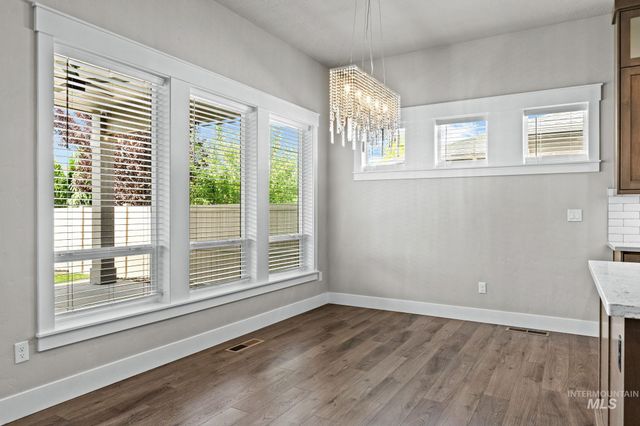 2934 E Murchison St, Meridian, ID 83642
