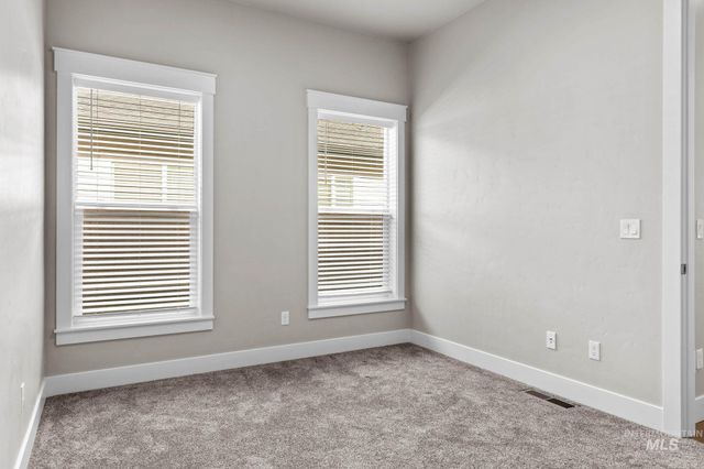 2934 E Murchison St, Meridian, ID 83642