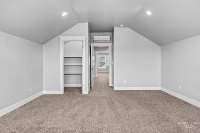 2934 E Murchison St, Meridian, ID 83642