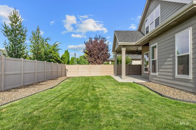 2934 E Murchison St, Meridian, ID 83642