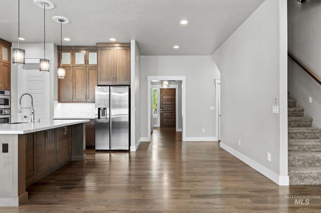 2934 E Murchison St, Meridian, ID 83642