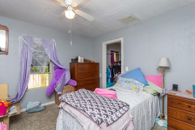 1384 Diamond Street, Anderson, CA 96007