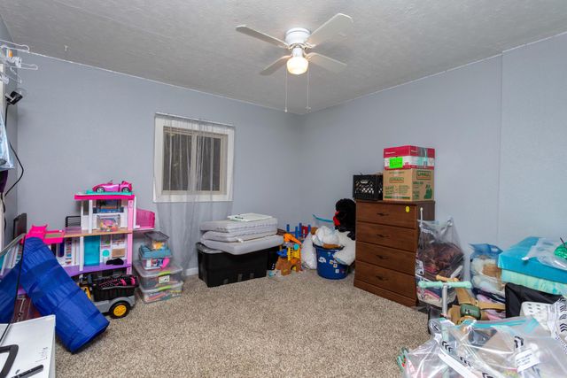 1384 Diamond Street, Anderson, CA 96007