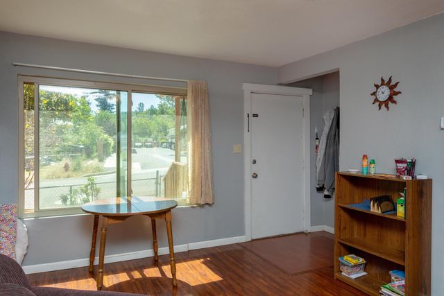 1384 Diamond Street, Anderson, CA 96007