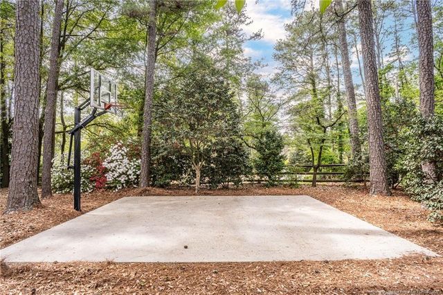 2031 Raeford Road, Fayetteville, NC 28305
