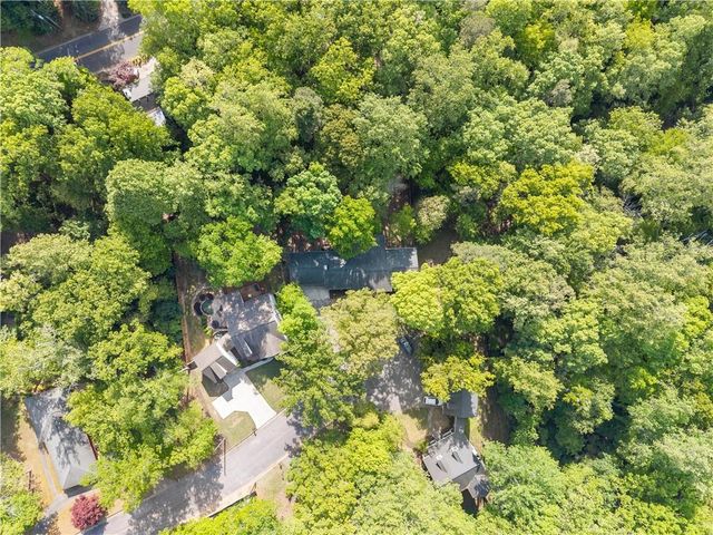1407 Woodland Circle, Gainesville, GA 30501