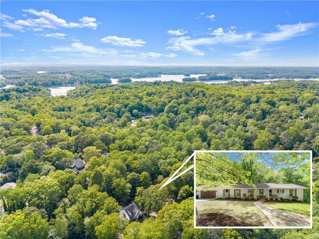 1407 Woodland Circle, Gainesville, GA 30501