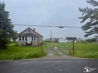 619 E Morocco Road, Temperance, MI 48182