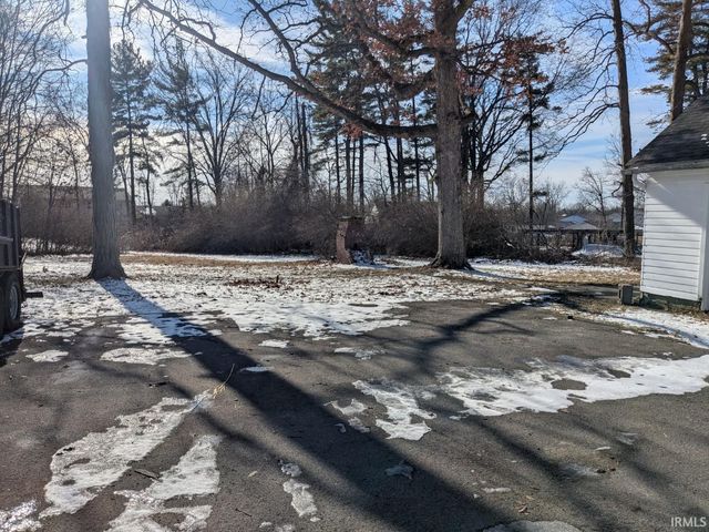 2026 E Paulding Road, Fort Wayne, IN 46816