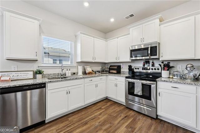 511 Ryan Court, Ball Ground, GA 30107