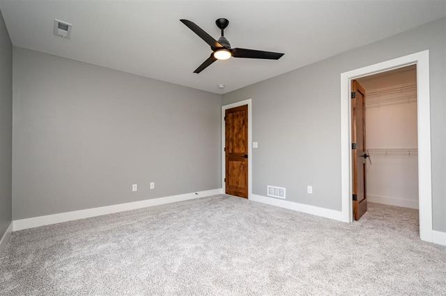 3061 Ridgeview Circle, Coralville, IA 52241