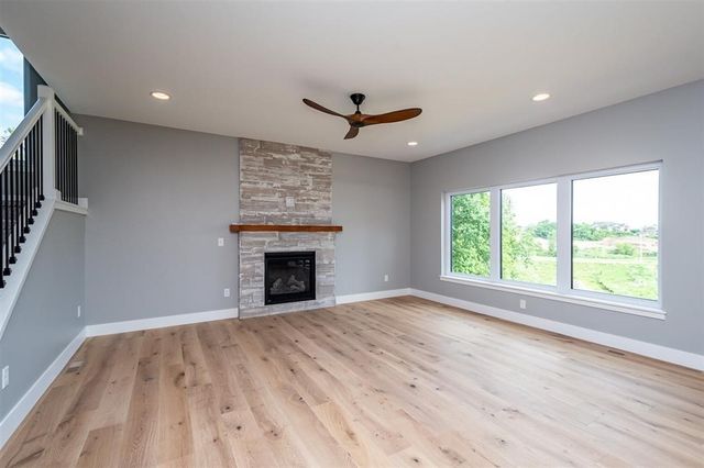 3061 Ridgeview Circle, Coralville, IA 52241