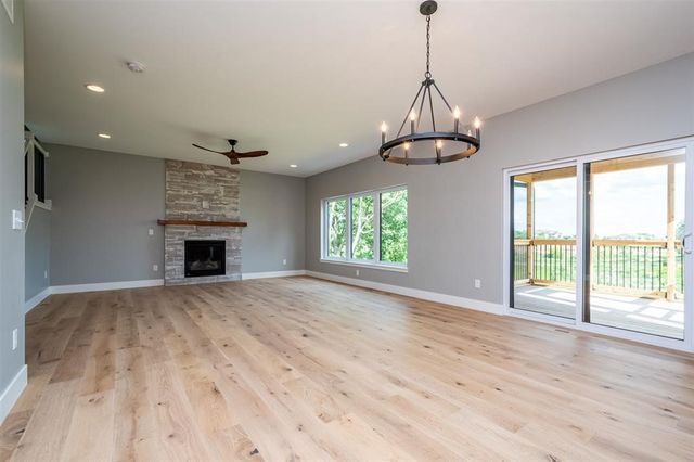 3061 Ridgeview Circle, Coralville, IA 52241